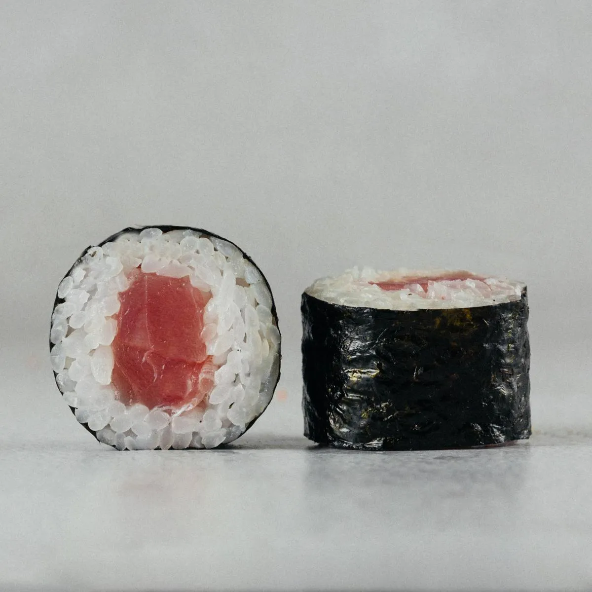 Маки с тунцом